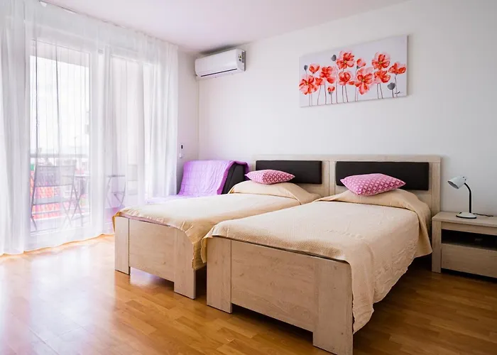 City View Apartment