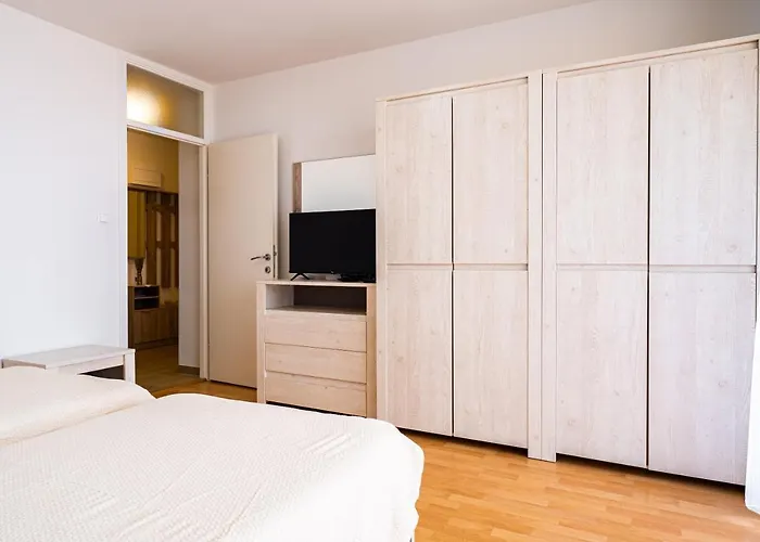 City View Apartment